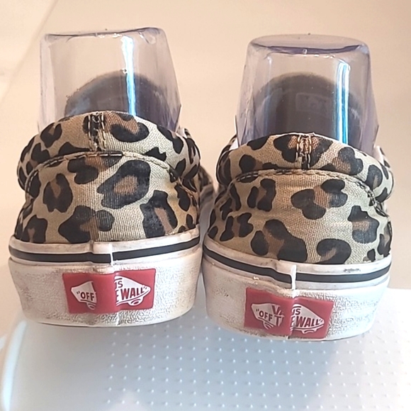 Vans Off The Wall Leopard Print Classic Slip On Low Top Canvas Loafer W 7 M 5.5 - Picture 12 of 17